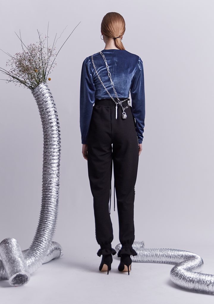 CROP TOP SAROS CELESTE LORAINE HOLMES