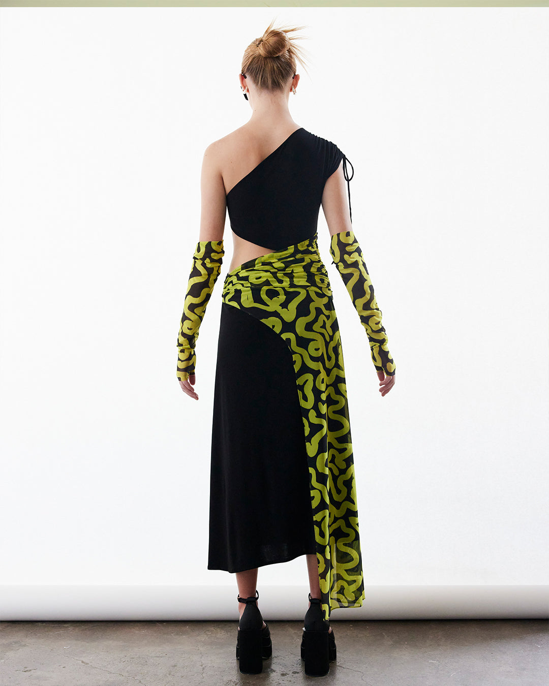 Vestido RIN Black & Yellow Print
