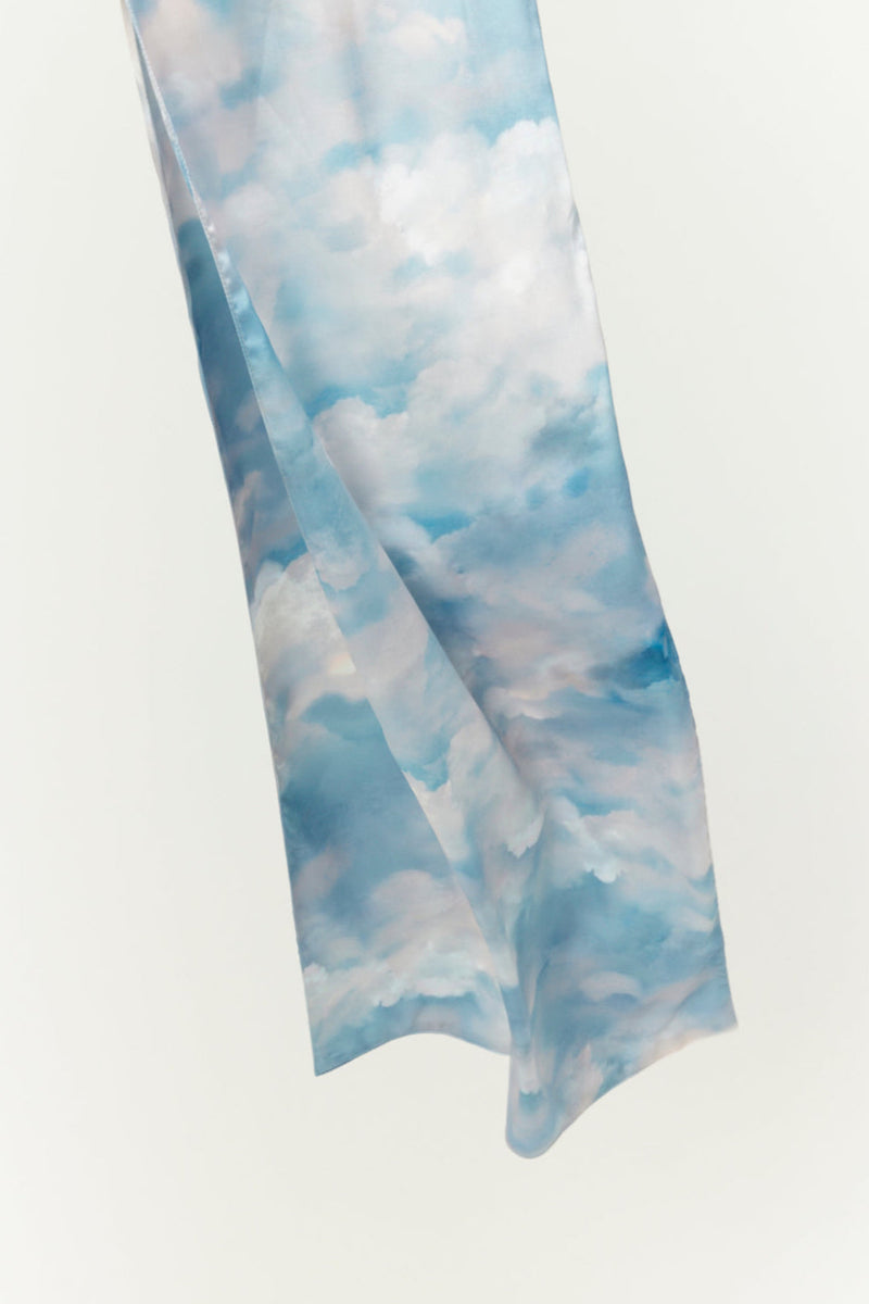 PRE-ORDER Pañuelo Tepu Cloudy Sky Print